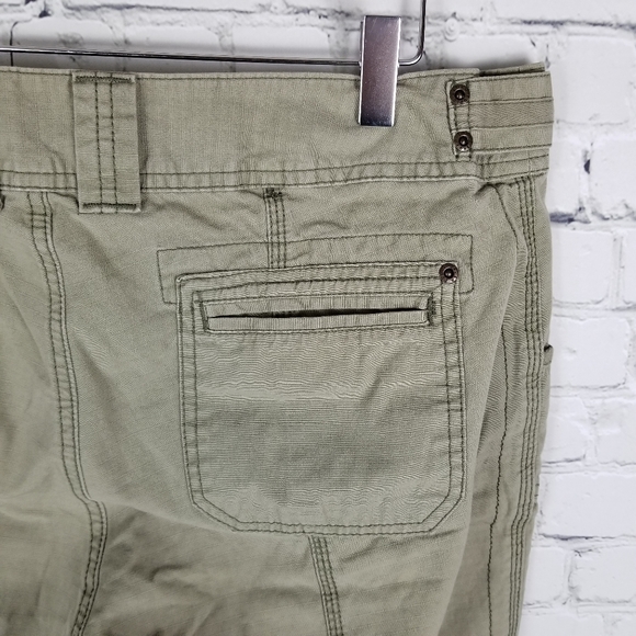 EDDIE BAUER | Blakely fit cropped capri pants - Picture 4 of 8